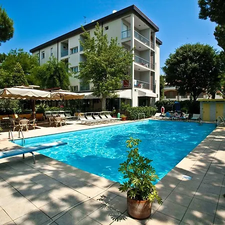 Park Zaira 3*